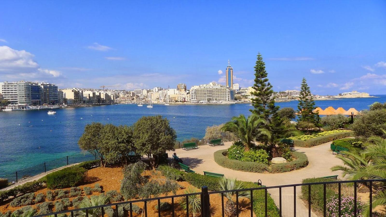 Sliema 2Br Great Location With Terrace Apartment Exterior photo